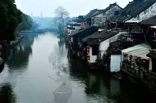哪位大师能帮忙看一下这个八字，庚午丁亥辛巳乙未，女的，谢谢啦！游戏画面